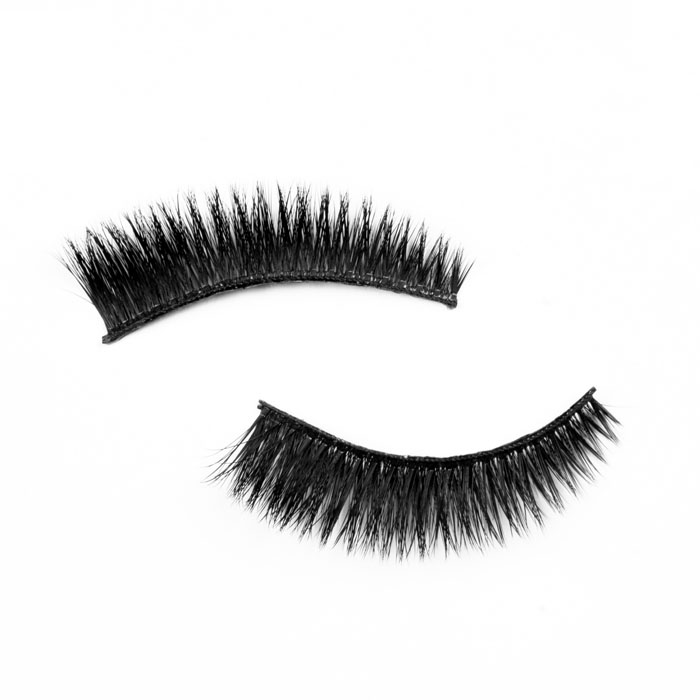 Maintenance and cleaning of silk eyelashes