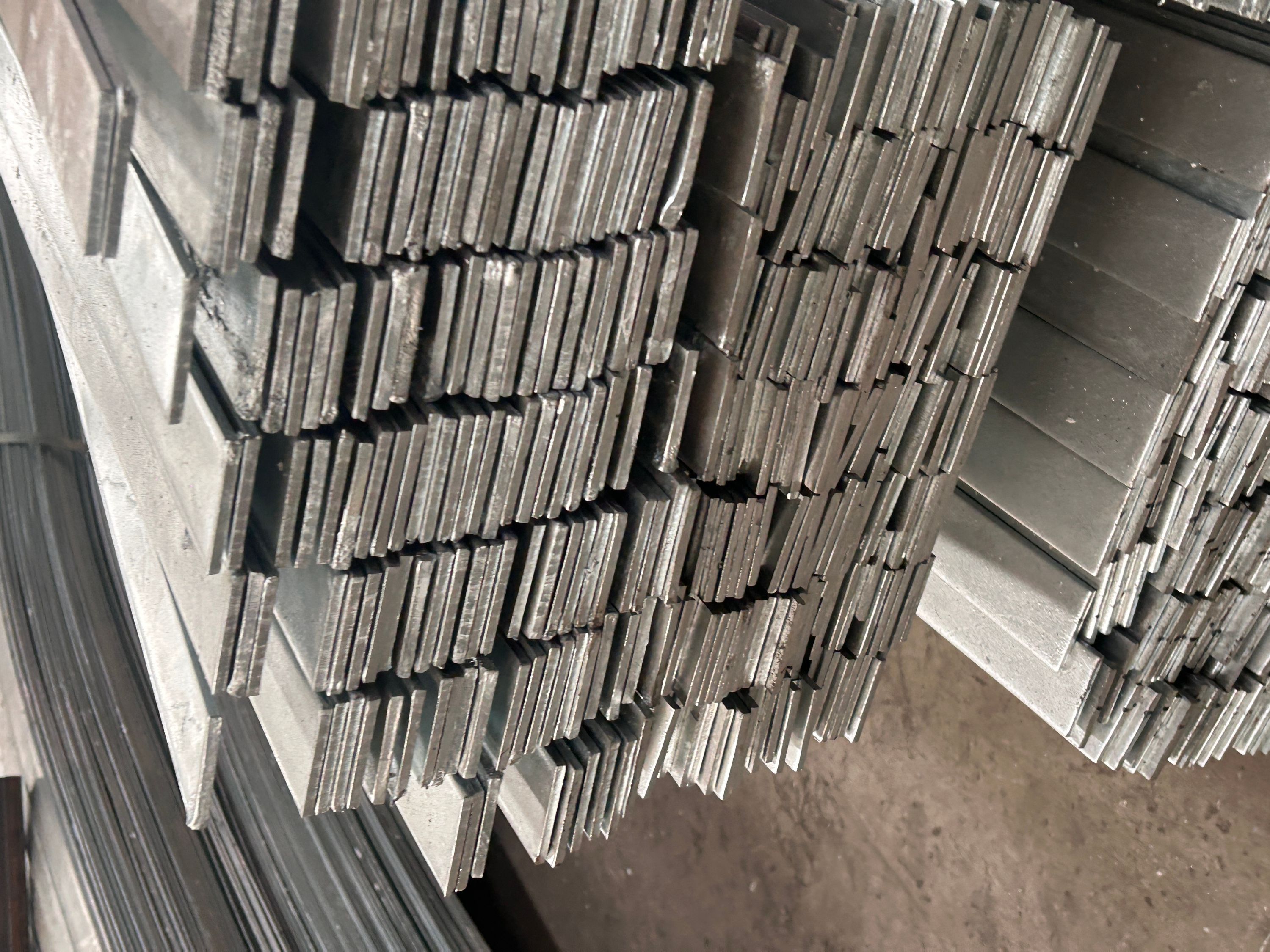 Top Hot-Dip Galvanized Flat Bar Suppliers for Your Needs
