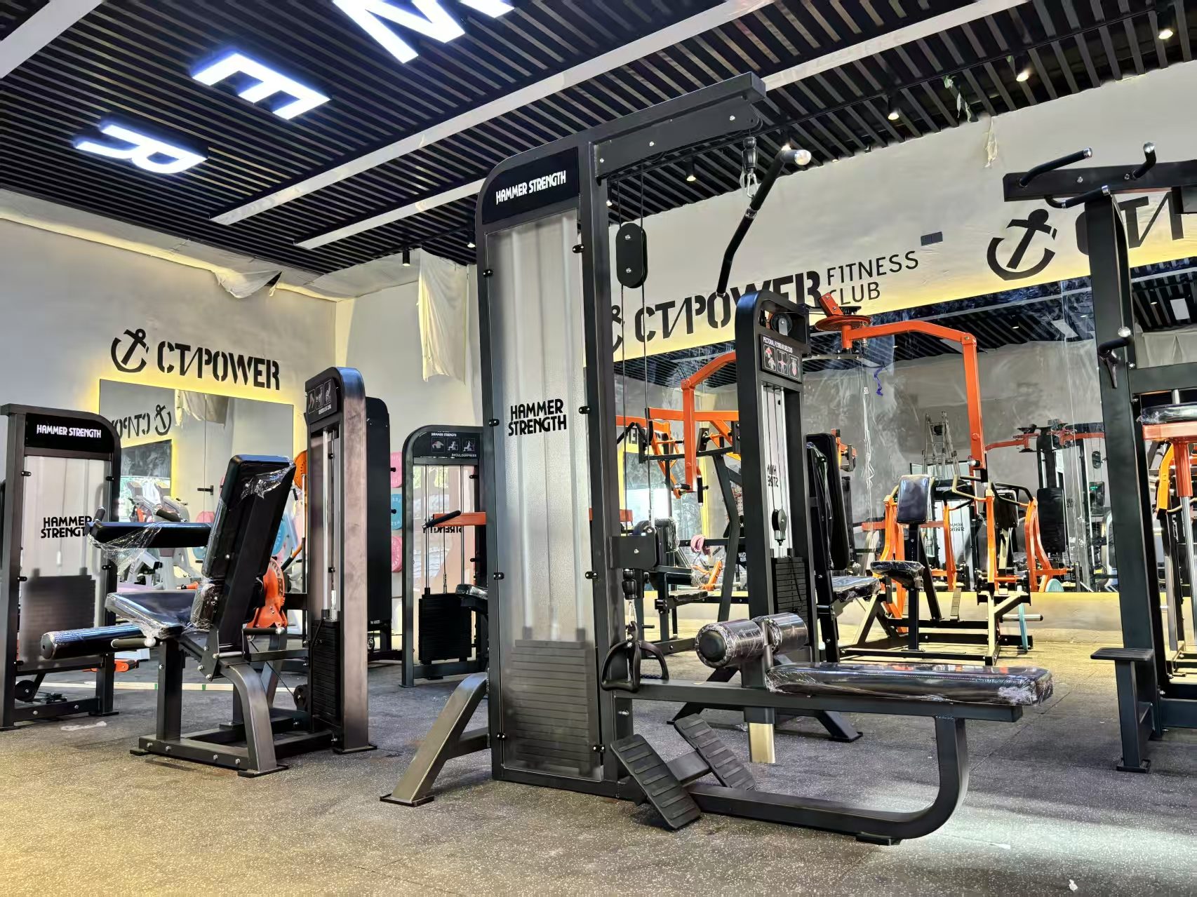 Gym Equipment China Commercial: Elevating Fitness Facilities with Quality Gear