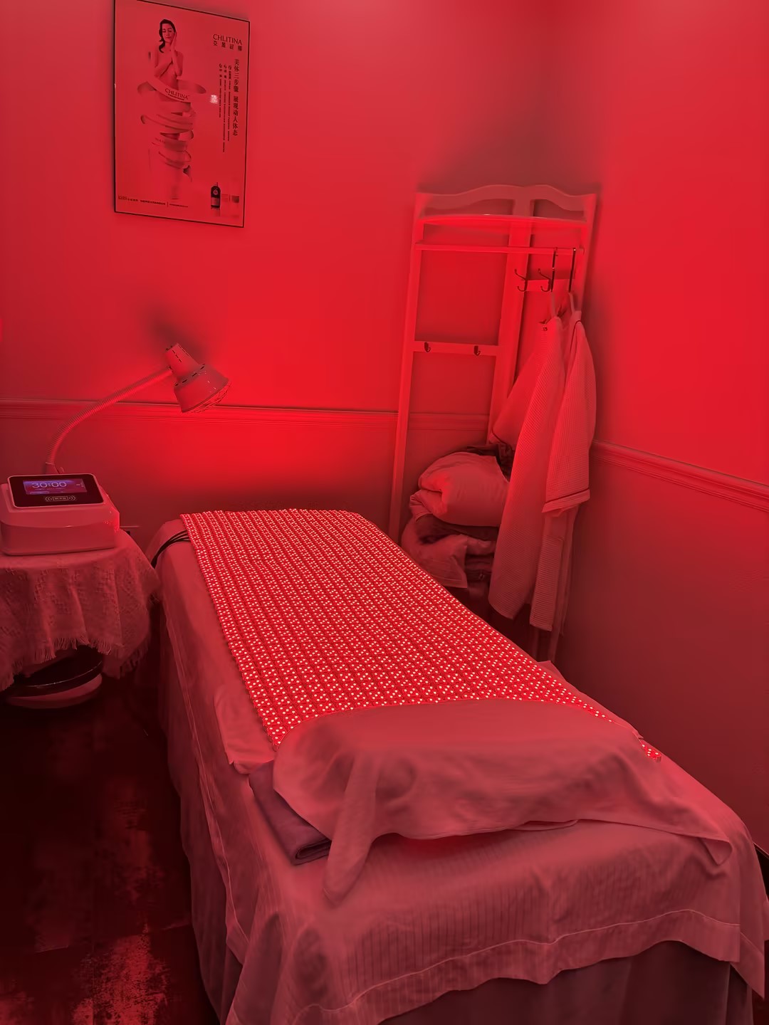 China Red Light Therapy: Unveiling Innovations, Benefits, and Top At-Home Devices