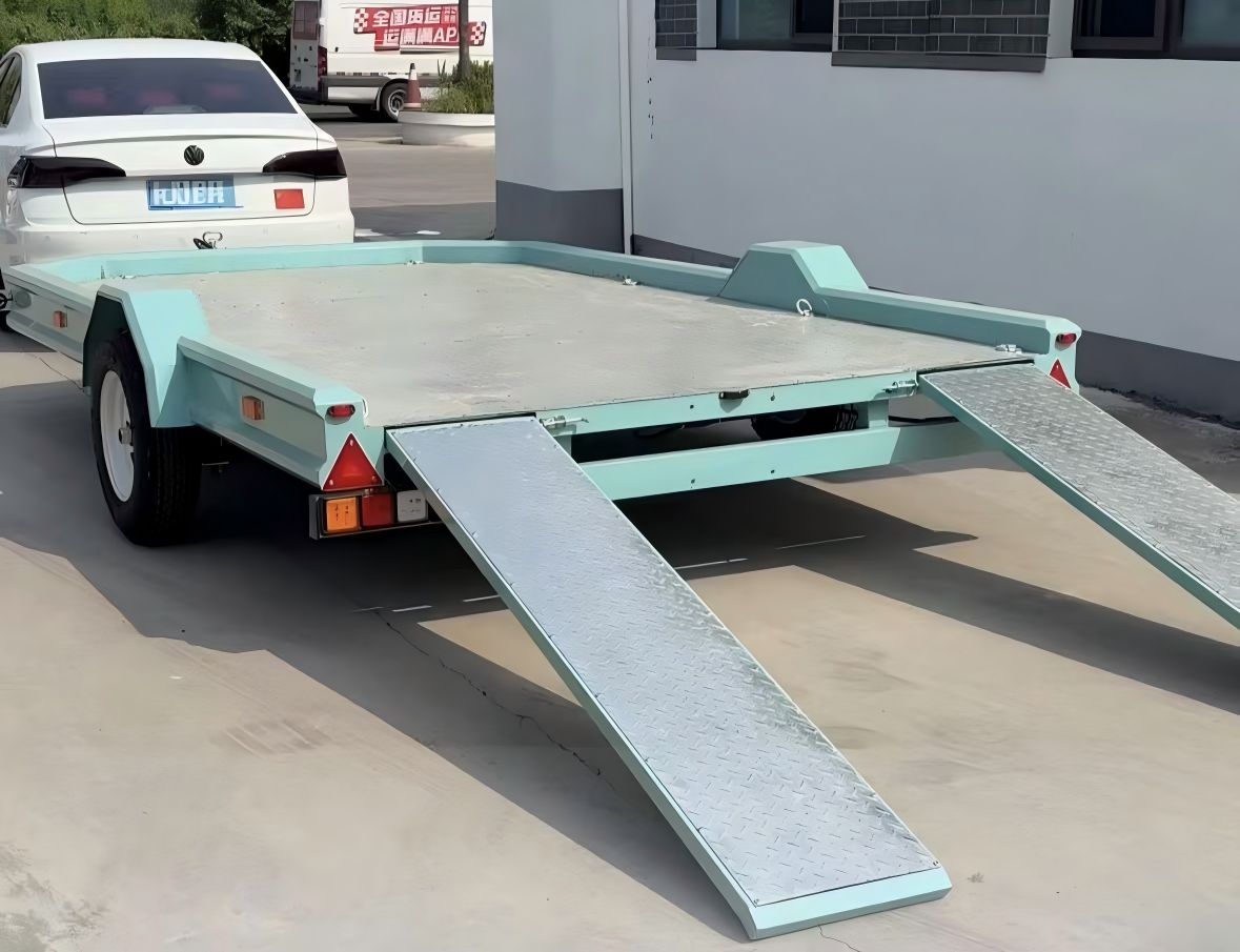 OEM Model 200 Single-Axle Flatbed Trailer from China: Design, Performance, and Applications